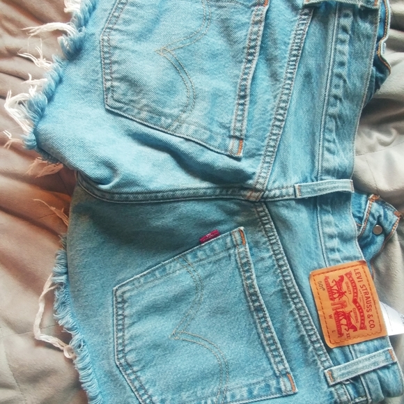 501 Levi's shorts - Picture 4 of 5